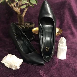New York and Company 3 1/2  inch Pumps